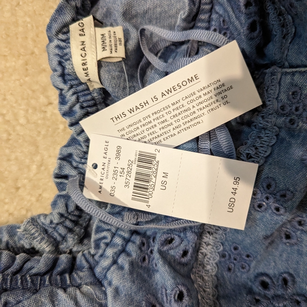 American Eagle chambray eyelet trim top sz Med - Picture 3 of 3
